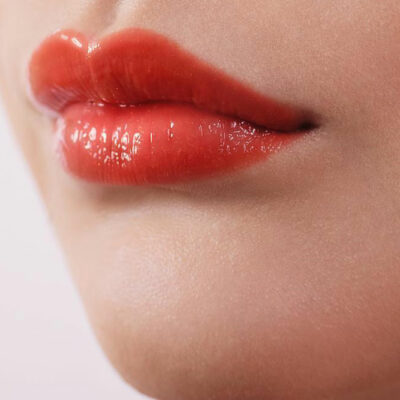 Everything you need to know about lip gloss and stains